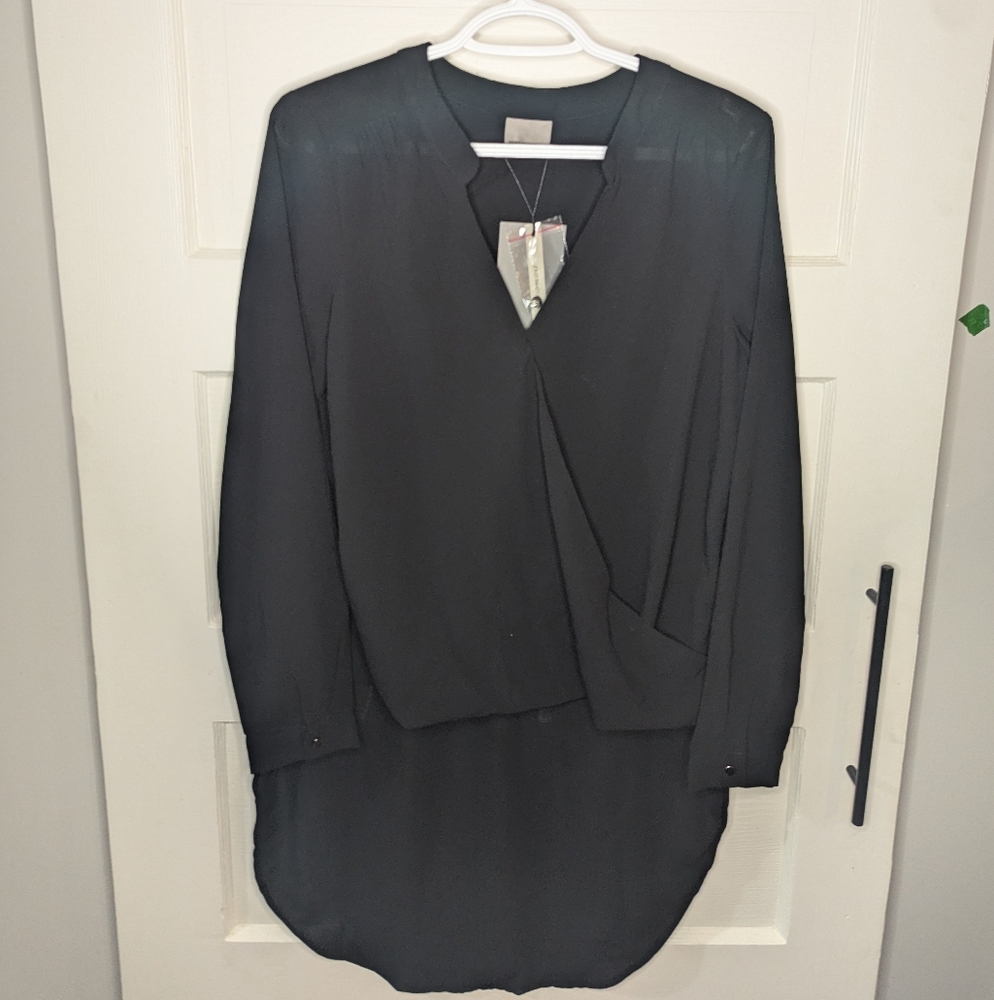 Vero Moda high low long sleeve blouse NWT